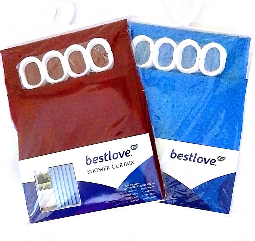 SET CORTINA DE BAÑO CON ARGOLLAS DE POLIESTER 2